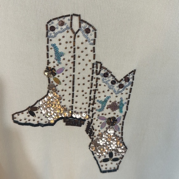 Rhinestone boots shirt - Picture 4 of 5